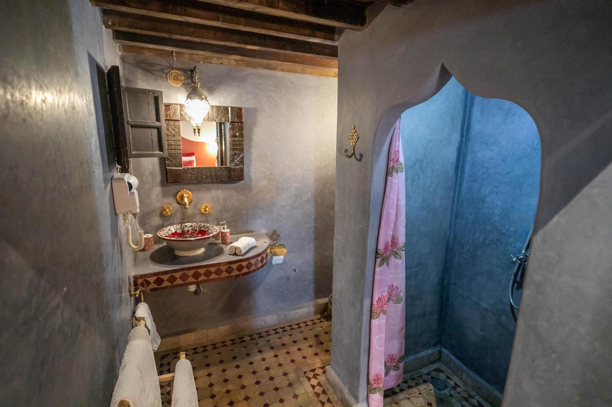 Riad Les Idrissides Chez Lea Fes Exterior photo